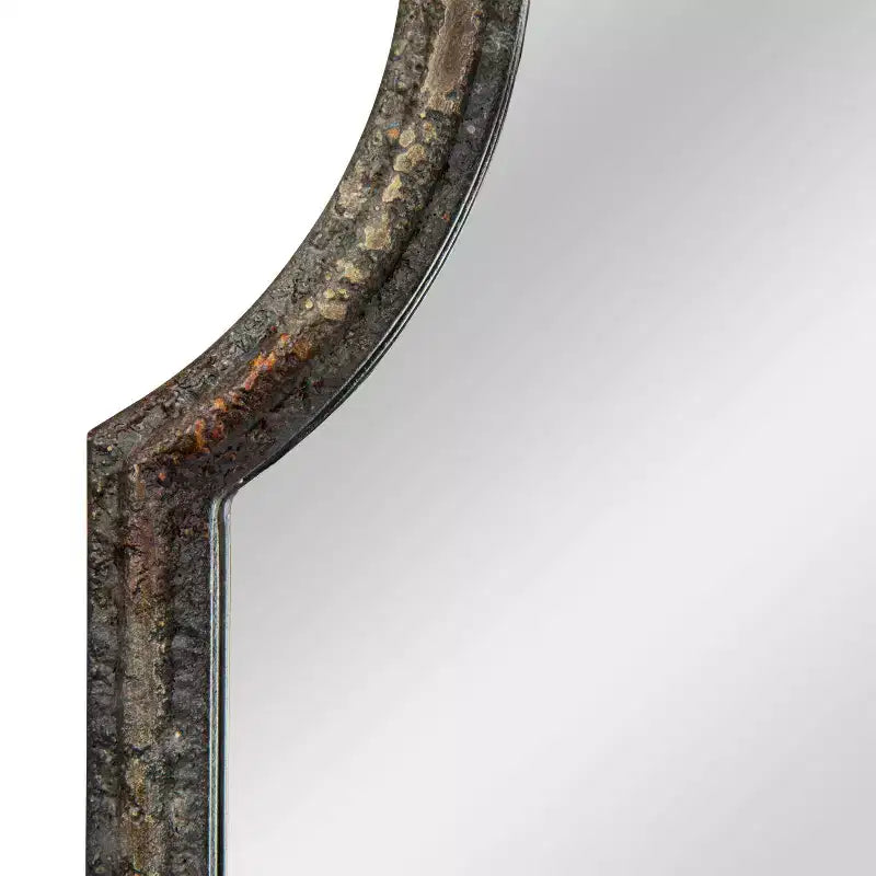 Specchio da Parete con Cornice ad Arco in Ferro – 61 cm L x 80 cm A, Montaggio a Parete