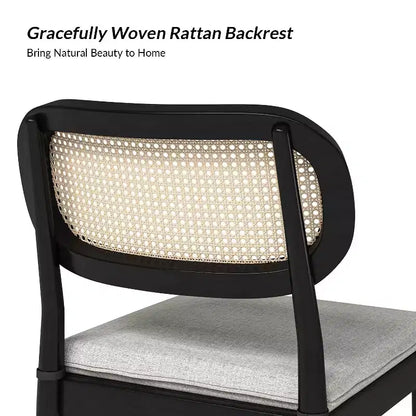 Sedia da pranzo moderna in rattan con gambe in legno massello